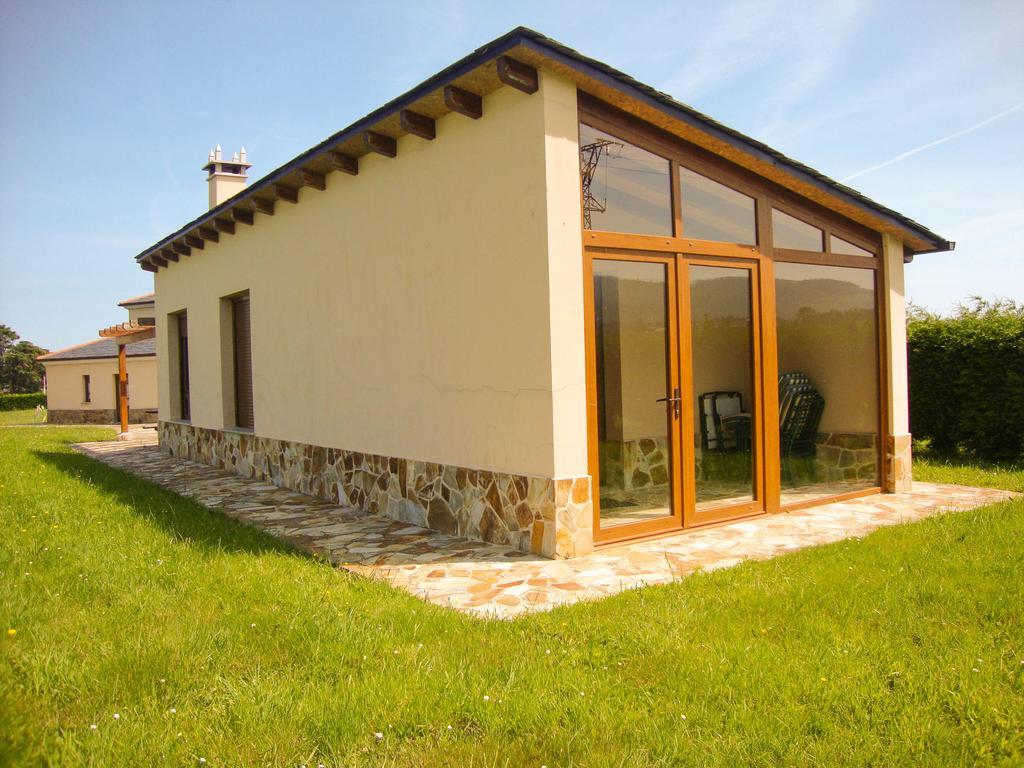 Apartamentos Fandin Ribadeo Buitenkant foto