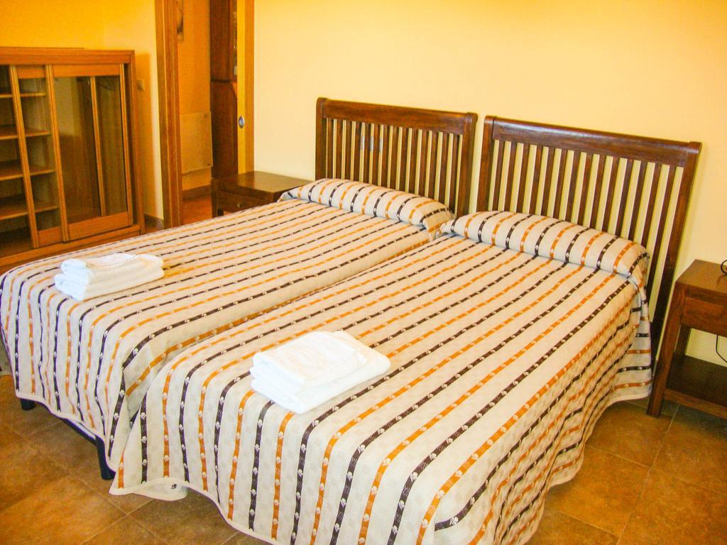 Apartamentos Fandin Ribadeo Kamer foto