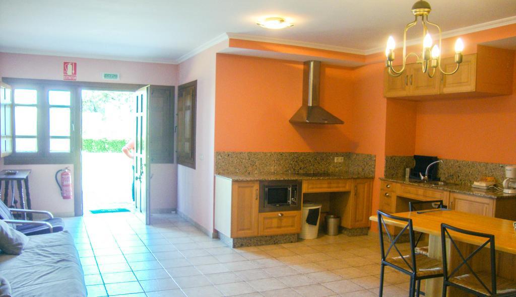 Apartamentos Fandin Ribadeo Kamer foto